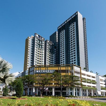 Metropol Serviced Apartment At Bukit Mertajam, Pulau Pinang Экстерьер фото