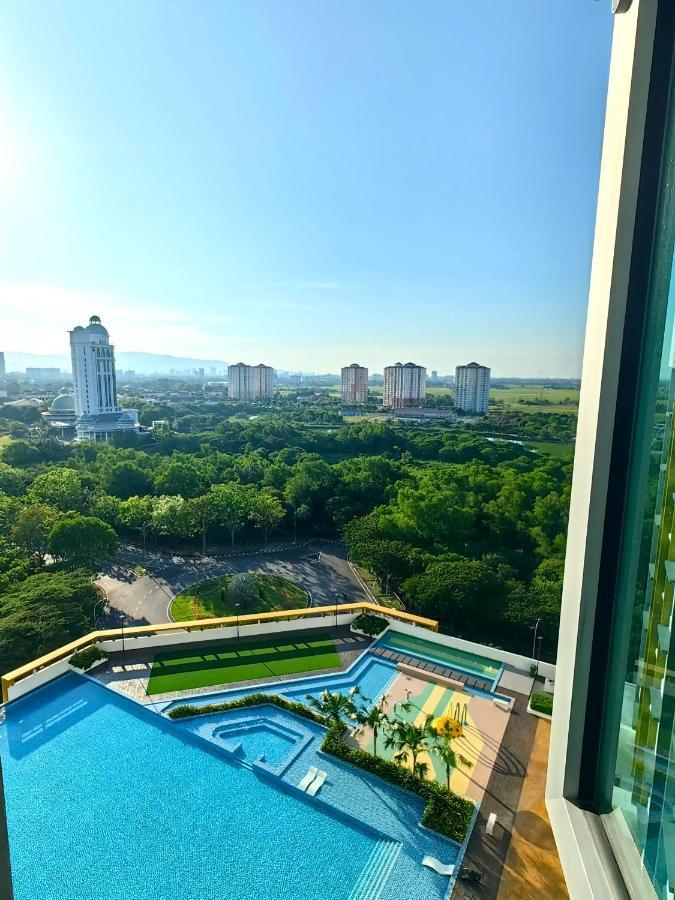 Metropol Serviced Apartment At Bukit Mertajam, Pulau Pinang Экстерьер фото