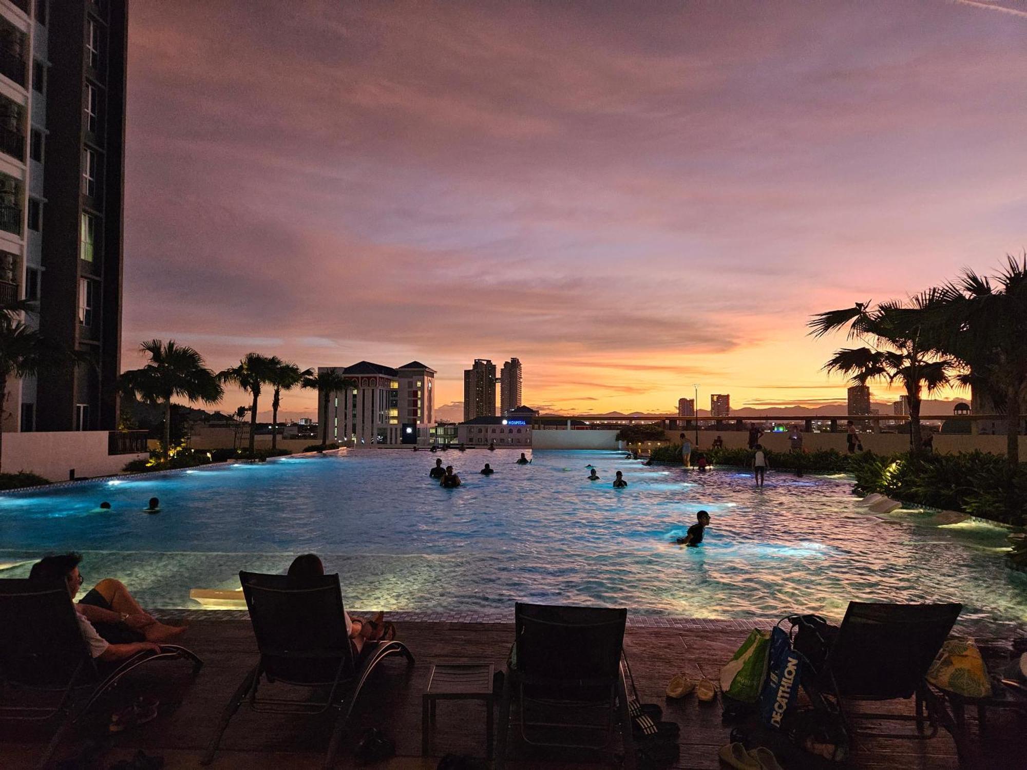 Metropol Serviced Apartment At Bukit Mertajam, Pulau Pinang Экстерьер фото